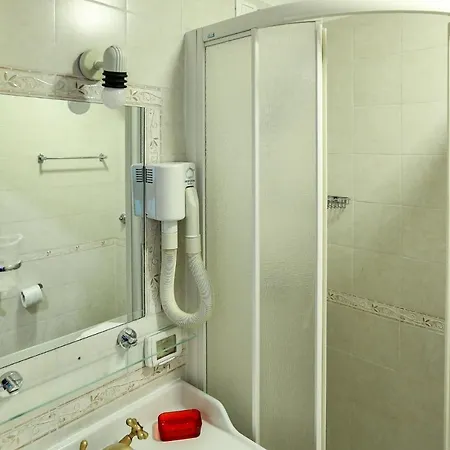 Guest house Lydka Domus 2*