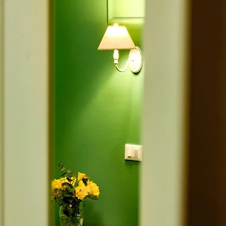 Lydka Domus 2*